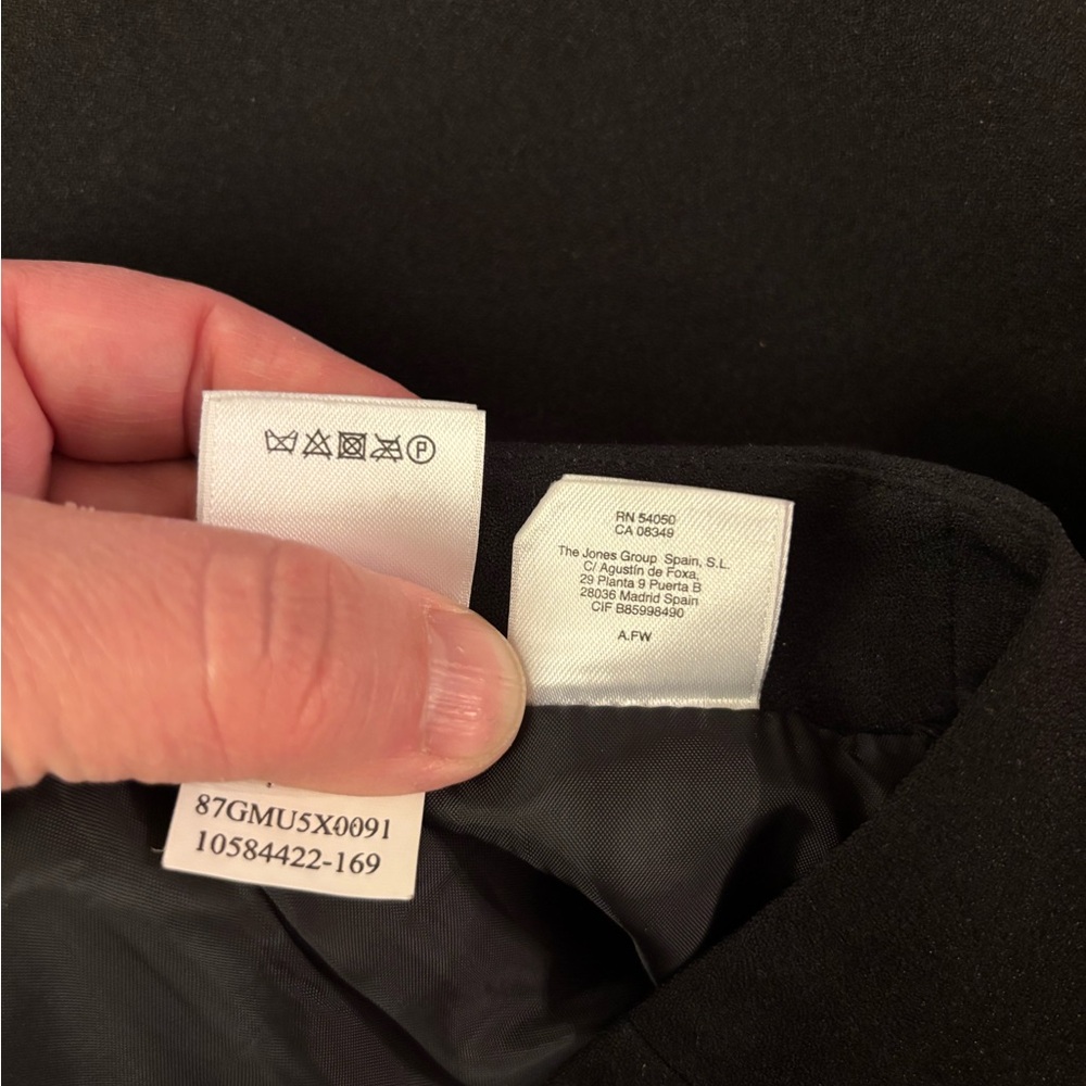 Kasper classic black skirt - Picture 11 of 11